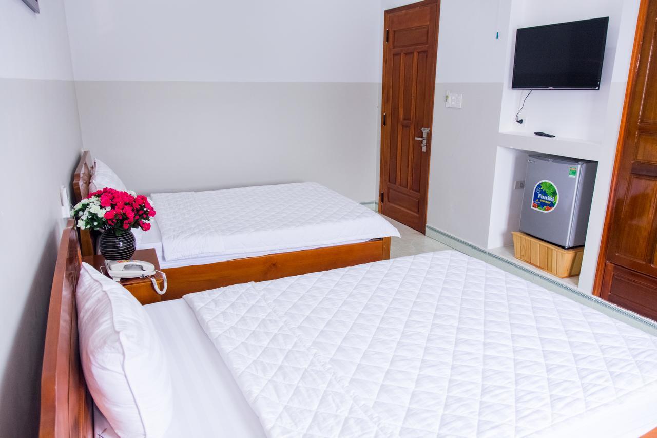 Hoang Thinh Hotel Tỉnh Kontum Екстериор снимка