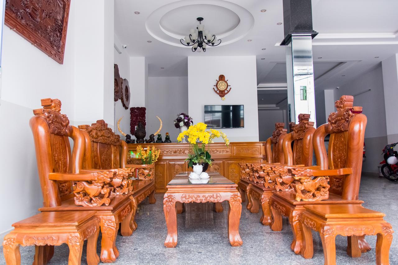 Hoang Thinh Hotel Tỉnh Kontum Екстериор снимка